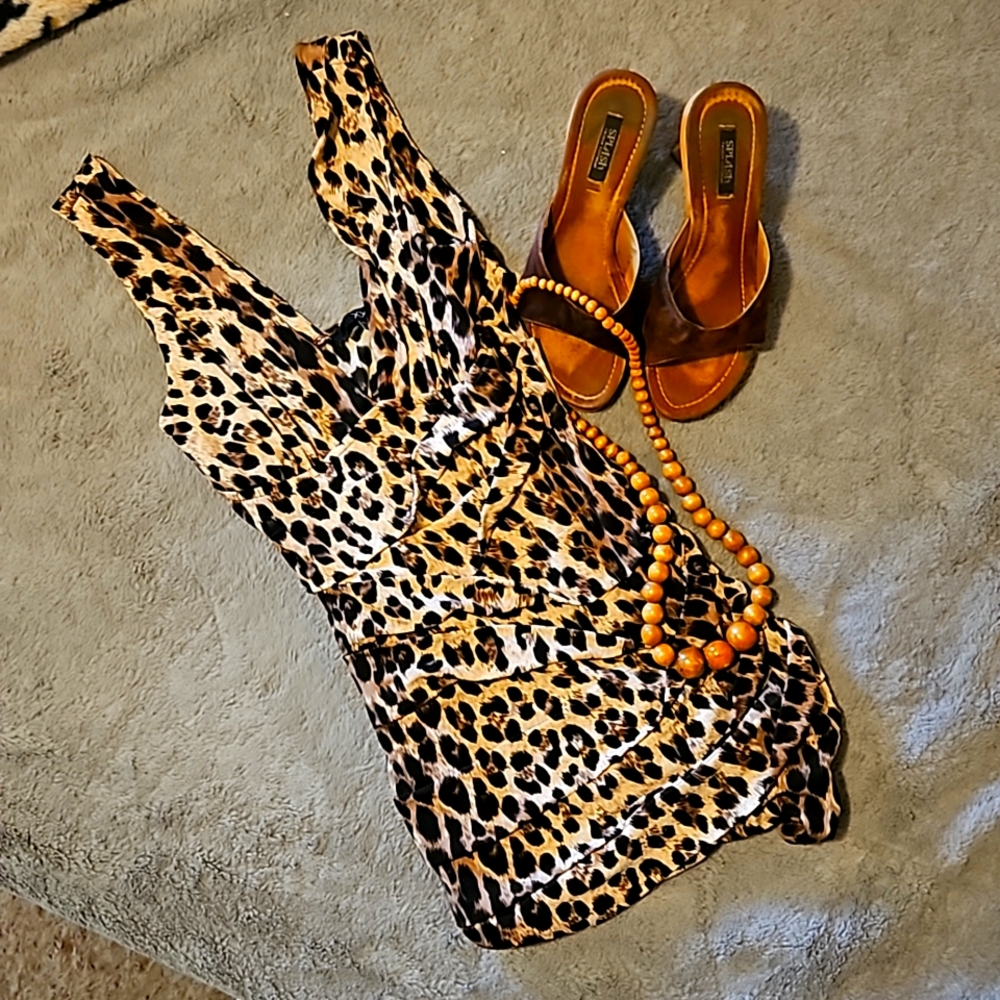 Excellent condition XXI Leopard print dress S